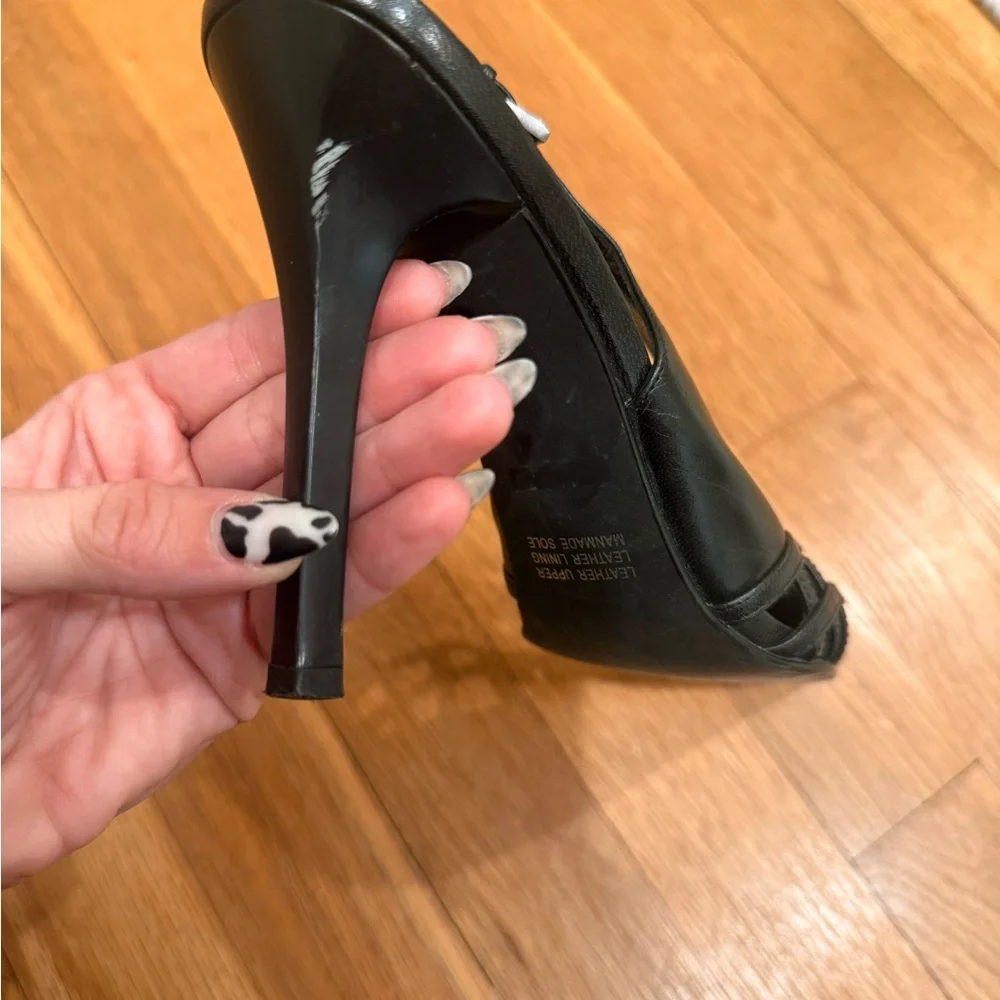 Franco Fortini Black Leather Pointed Toe Slingback Heels - Picture 4 of 4